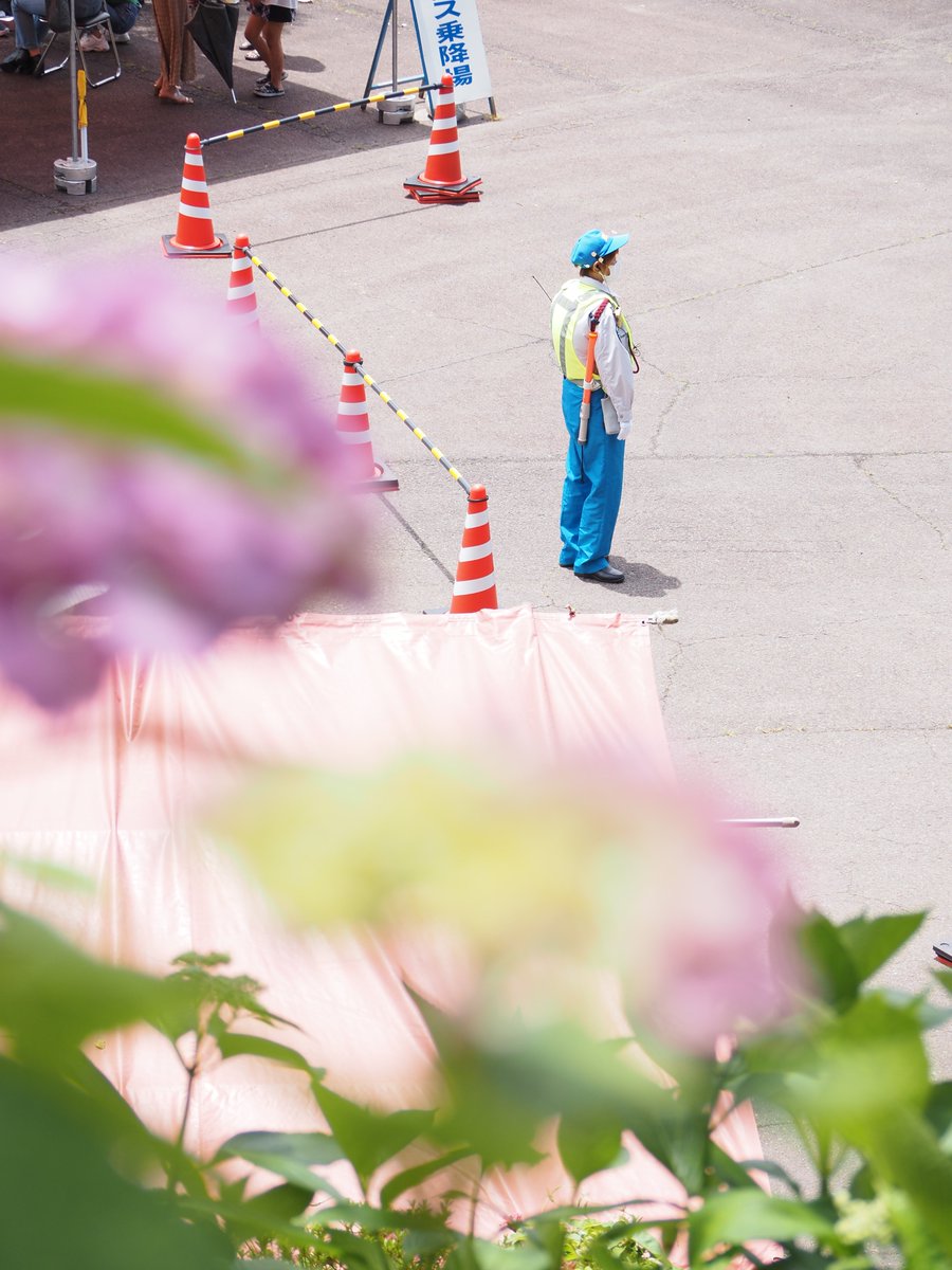 bestserviceseki's tweet photo. 週末は岐阜県関市板取の
『板取あじさいまつり』の警備を
担当させていただきました☺️
　
4年ぶりの開催ということもあり
多くの方で賑わいを見せていました。
　
地元で愛されているイベントに
縁の下の力持ちとして
関わらせていただけることに感謝です！ 

#板取あじさいまつり #岐阜県関市 https://t.co/zMwHWjQuxD