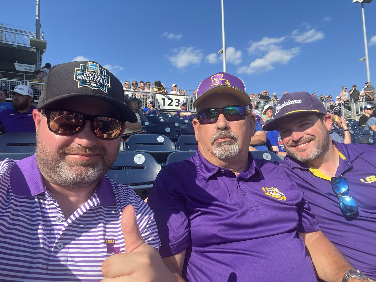 jmvlsu's tweet photo. #champs #lsu #GeauxTigers #MCWS https://t.co/Pgm0mar60j