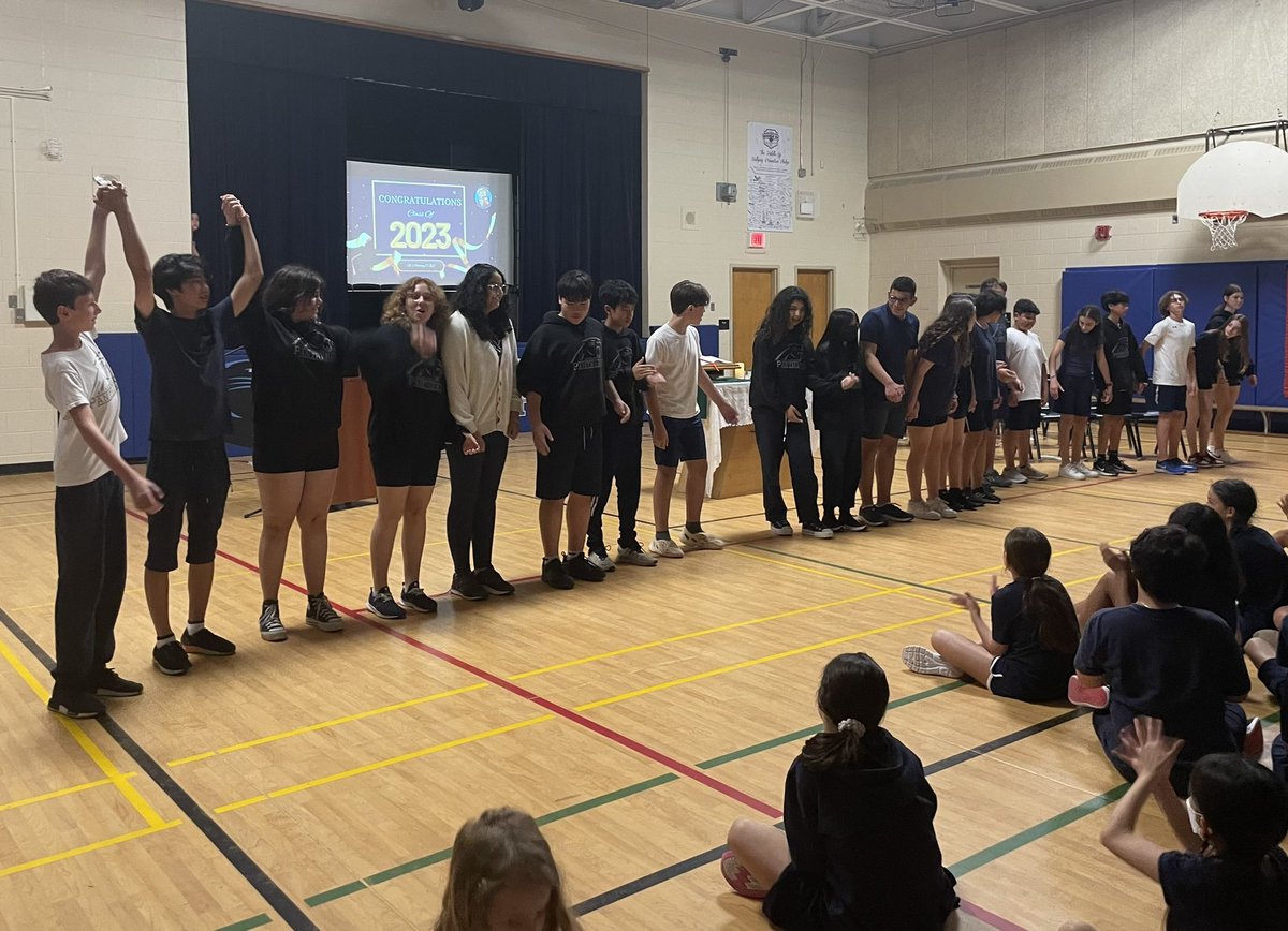 Our grade 8s taking their final bow after their last liturgy at St. Anthony. We will certainly miss their leadership and their school spirit. We know they have bright futures ahead of them! 👏👏👏