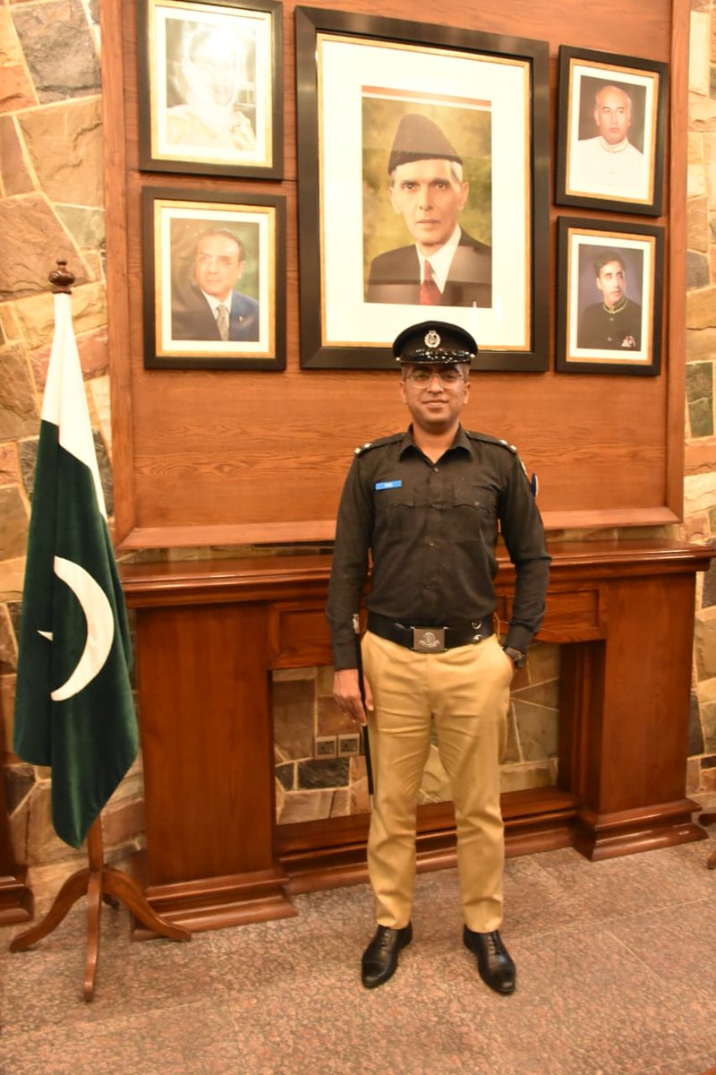 The best a man can get is Discipline!
#SindhPolice