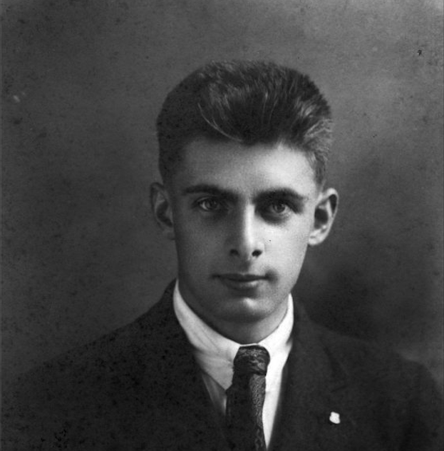 Moments_Canada's tweet photo. Are #activists ‘born’ or ‘made'?
In this new #Allfor9 article, Joseph Burton explores what makes an activist or organizer by diving into the life of Frederick W. Thompson, a well-known thinker and #historian from the working class.
https://t.co/wbQAp1HID9 https://t.co/DL3zsSPeAG