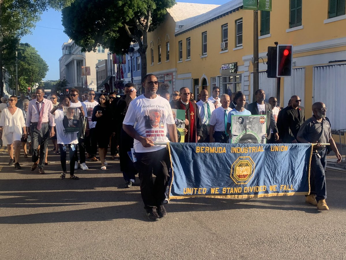 Yesterday, the island gathered to pay tribute to Ottiwell Simmons, a true visionary and tireless advocate for justice. His impact on the labor movement is immeasurable. Many of the benefits and protections enjoyed by workers today, such as lunch breaks, health insurance, sick