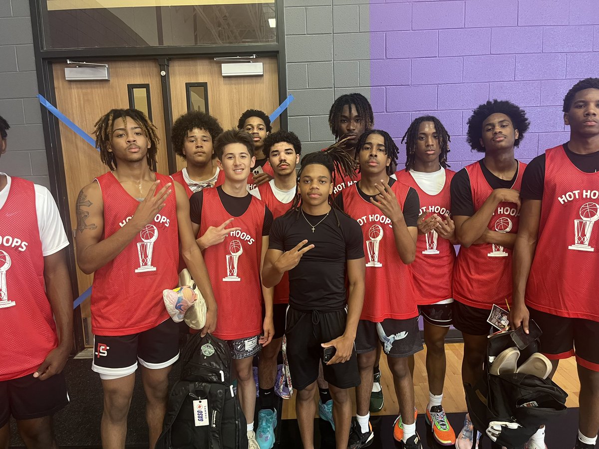 Chaparralbball's tweet photo. Very appreciative of #HOTHoops for hosting our summer league.  Guys played great!! 

Would also like to say a BIG thank you to our summer league coaches. 

@jwththajumper @BethechangeMrs &amp; @officialjjhunt 

You guys are awesome!! 

JV finishes up on wed in Lorena!

#together https://t.co/KS2sM9B3DC
