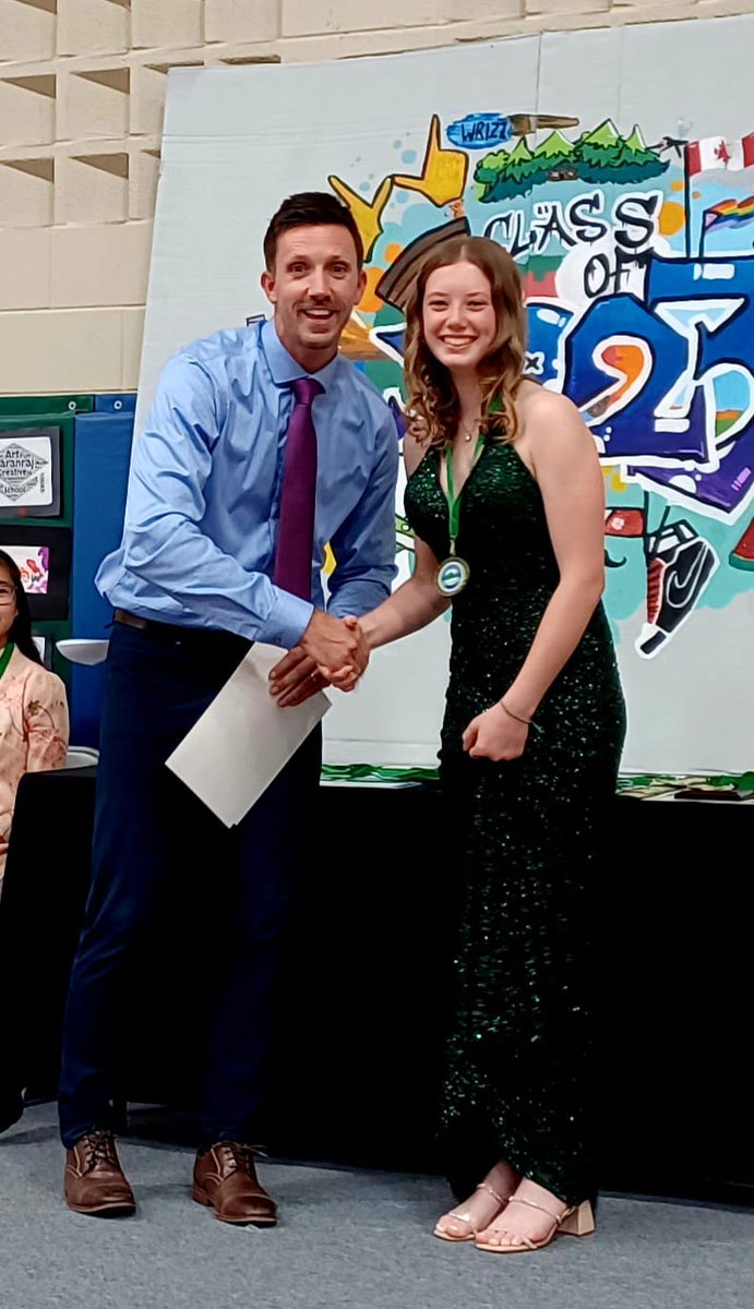 Just when I couldn't have been any prouder of this beautiful #Grade8Grad, she goes and gets the Student Integrity Award and leaves me 😭😭 blubbering in the 4th row! #ProudDad #ProudParentMomen