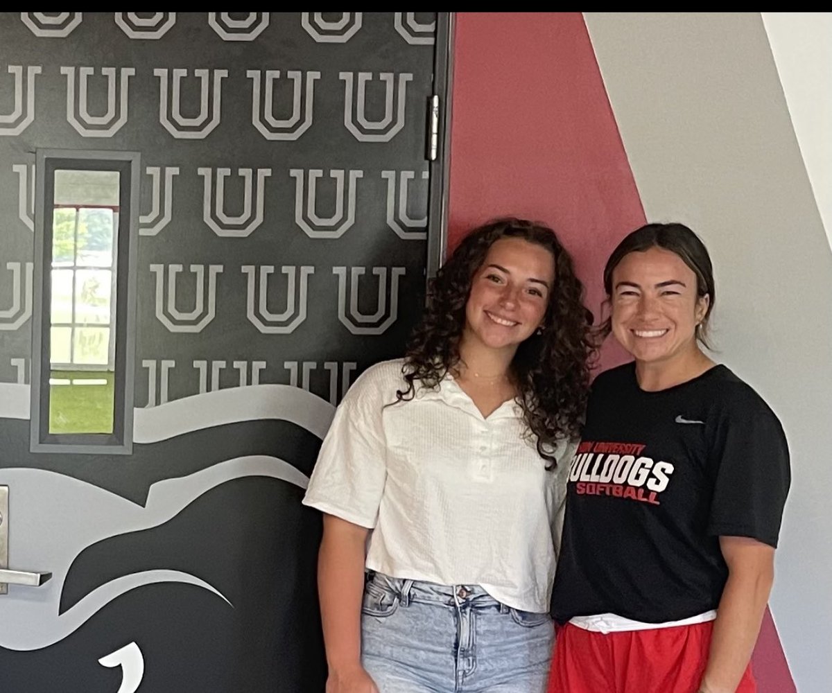 lyndencole17's tweet photo. Super blessed to receive my first offer today, giving me the opportunity to live out my long time dream, Thank you Coach Sydney for having me today and making it a comfortable process! @UUAthleticsSB @GloryMS18u @xtremedemarini @coachchris024 https://t.co/sYkl6wne1G