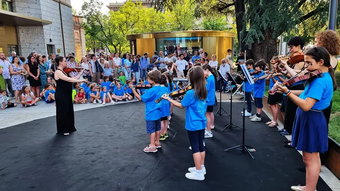 zazoomblog's tweet photo. Inaugurato il «Donizetti Studio» uno spazio per avvicinare i più giovani alla cultura - #Inaugurato #«Donizetti #Studio» https://t.co/hPxzcnUD9j https://t.co/5zhjdx0EwH
