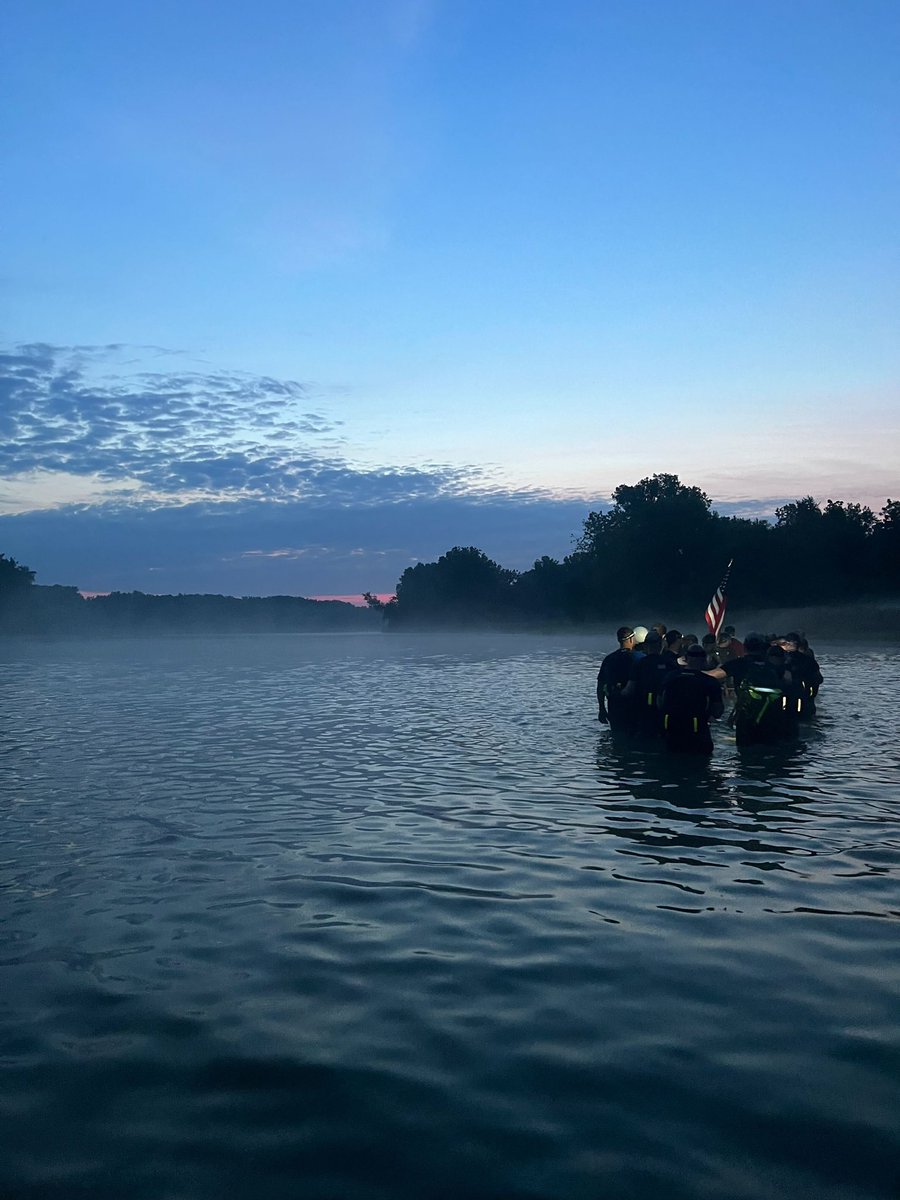 Photo of the weekend and possibly my Christmas card to my F3 brothers.

#GTE37 <a href="/GrowRuck/">GrowRuck</a> <a href="/F3Nation/">F3</a> <a href="/F3BlackSwamp/">F3 Black Swamp</a>
