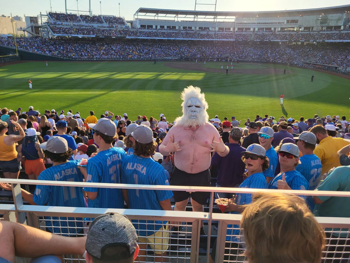 Alaska Baseball taking it all in at the #2023CWS #CWSOmaha #CWS