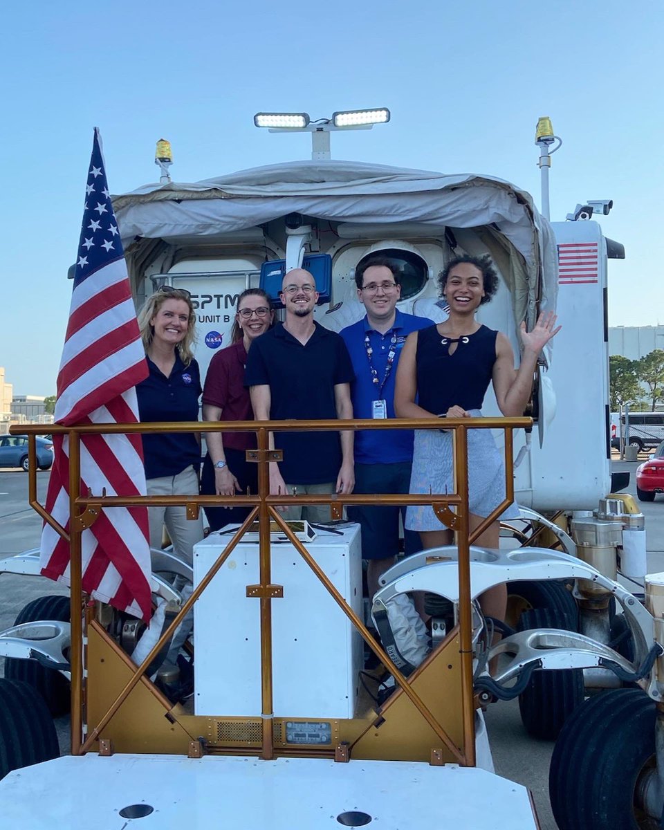 sending well wishes to the first @nasa CHAPEA crew who will begin a yearlong journey to help us understand how humans can live and work together on Mars