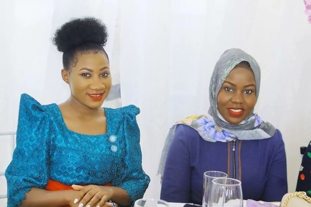 CHOSEN BECKY🇺🇬 on Twitter "What do we Have in Common?🥰 https//t.co/msiYaD778s" / Twitter