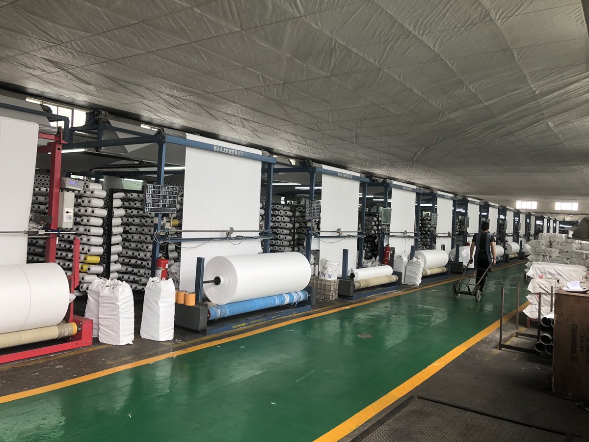 Zslulusha's tweet image. Clean and tidy production workshop, welcome friends from all over the world to visit at any time. #fibc #fibcbag #chinafactory #jumbobagfactory