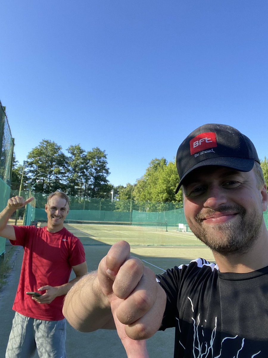 Šorīt 4:6, 4:6 kapitulācija <a href="/Karlis_Sabulis/">Kārlis Sabulis</a> . Pie 4:5, 4:5 abos setos servējot aptaisījos. Rīta sports - MAĢISKI! ❤️