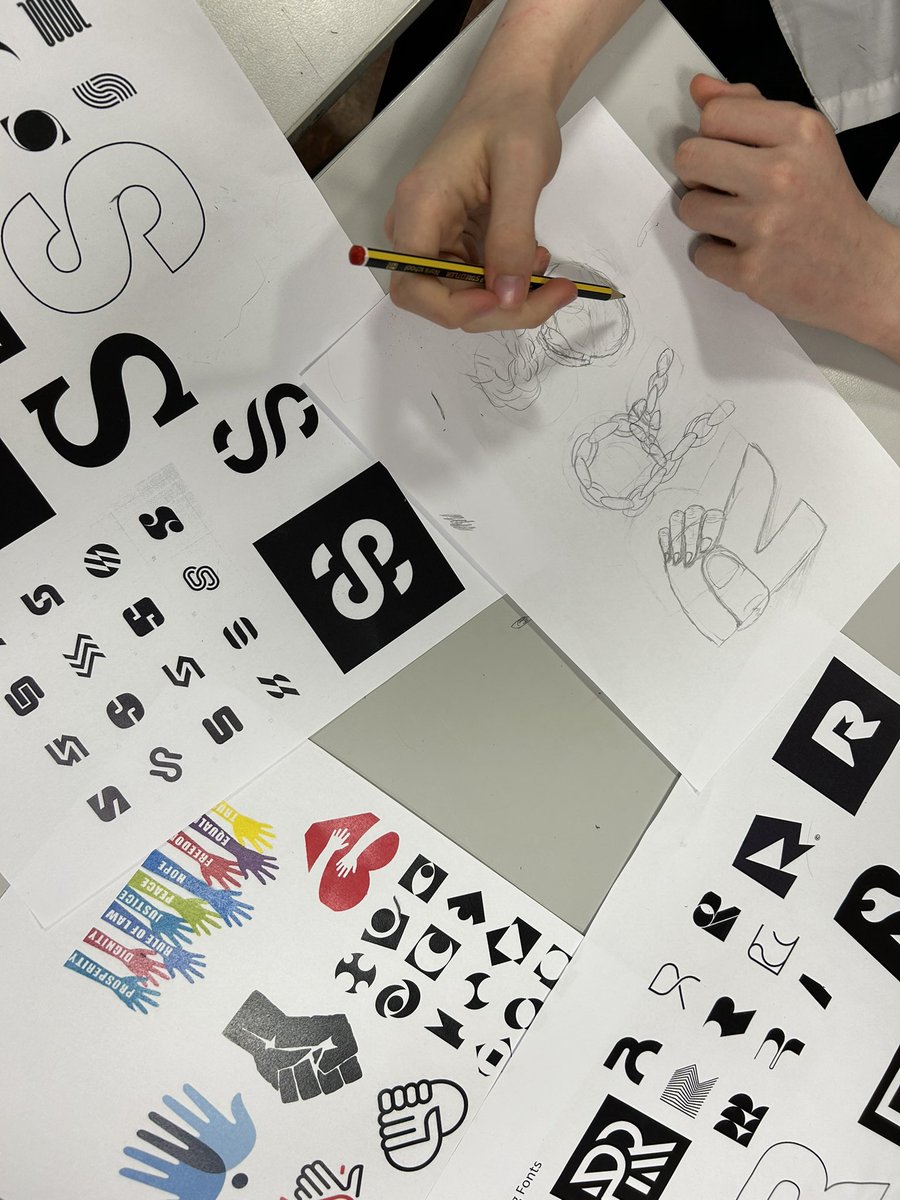 Our S2’s and S3’s designing the Rights Respecting School logo for our School this past week. Lots of creative ideas coming together! #rightsrespectingschool #unicef