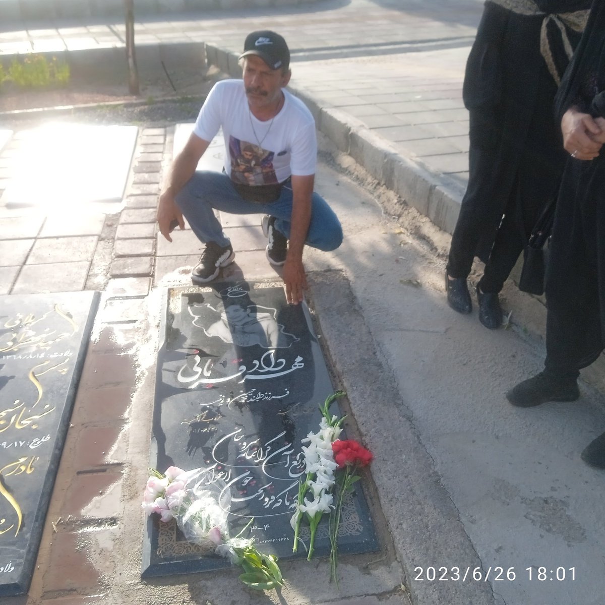 سرمزار مهرداد قربانی