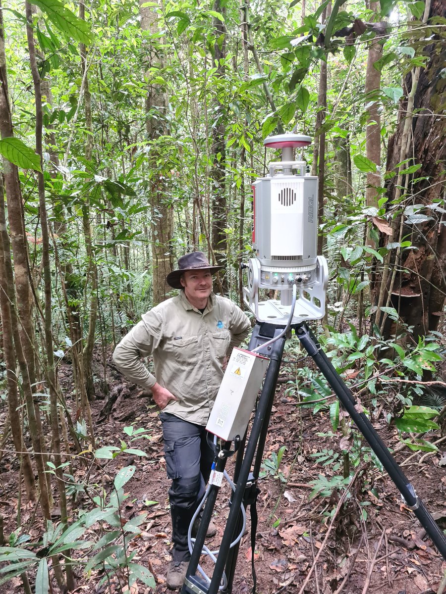 We navigated the leeches and completed the last core TERN site for the TLS &amp; Spectral project 🏅

Robson Rainforest with 10m scan spacing💪

High resolution terrestrial LiDAR coincident with spectral &amp; inventory data across Aus.

Congrats team! 
<a href="/TERN_Aus/">TERN</a>  #NCRISimpact