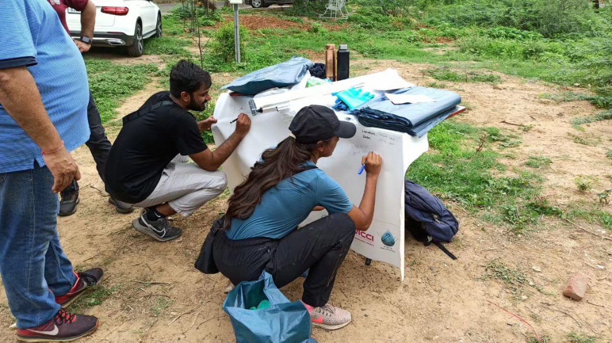 waterrescon's tweet photo. People from Ahmedabad came together to organize a cleanup drive in Shilaj Lake, Ahmedabad, on June 25th 2023! Thanks to Mr. Neel &amp; the people from Nepra Foundation along with the  participants who came together! 
We need more youth volunteers; after all
aren't we the future? https://t.co/MIMIJ0Njio
