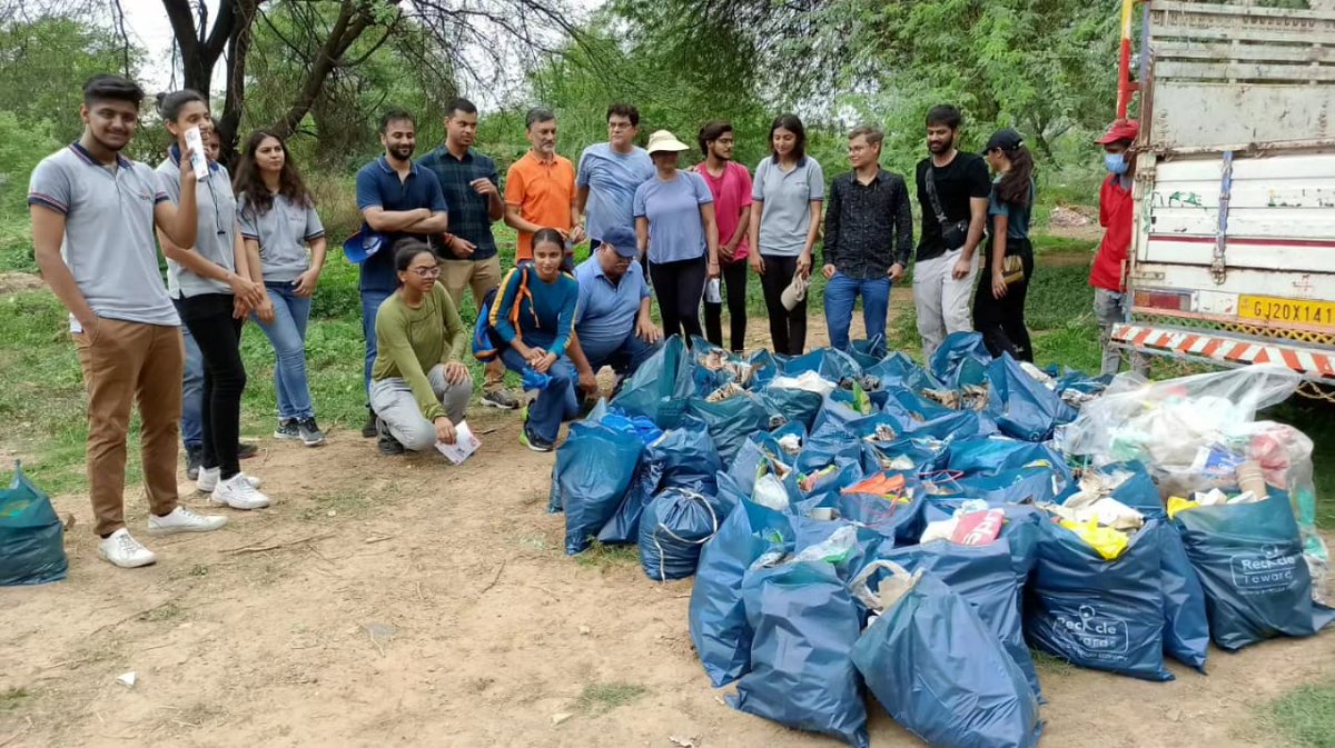 waterrescon's tweet photo. People from Ahmedabad came together to organize a cleanup drive in Shilaj Lake, Ahmedabad, on June 25th 2023! Thanks to Mr. Neel &amp; the people from Nepra Foundation along with the  participants who came together! 
We need more youth volunteers; after all
aren't we the future? https://t.co/MIMIJ0Njio