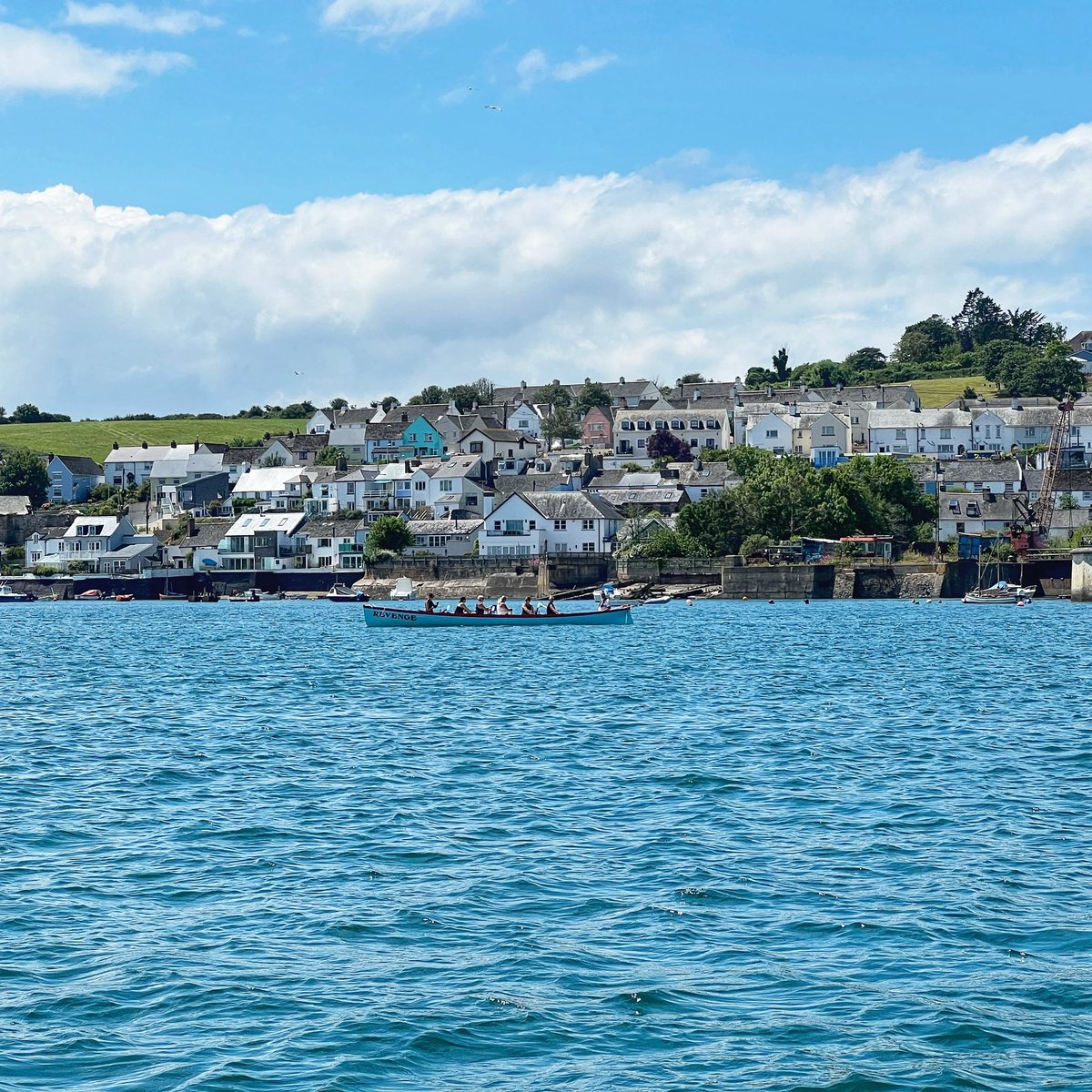 On the water🚣🏻‍♀️

#gigboat #appledore #torridge #estuary #northdevon #picoftheday #north_devon #visitdevon #lovedevon #summerindevon #devongin #bideford #distilledinbideford #atlanticspiritgin #spiritofnorthdevon