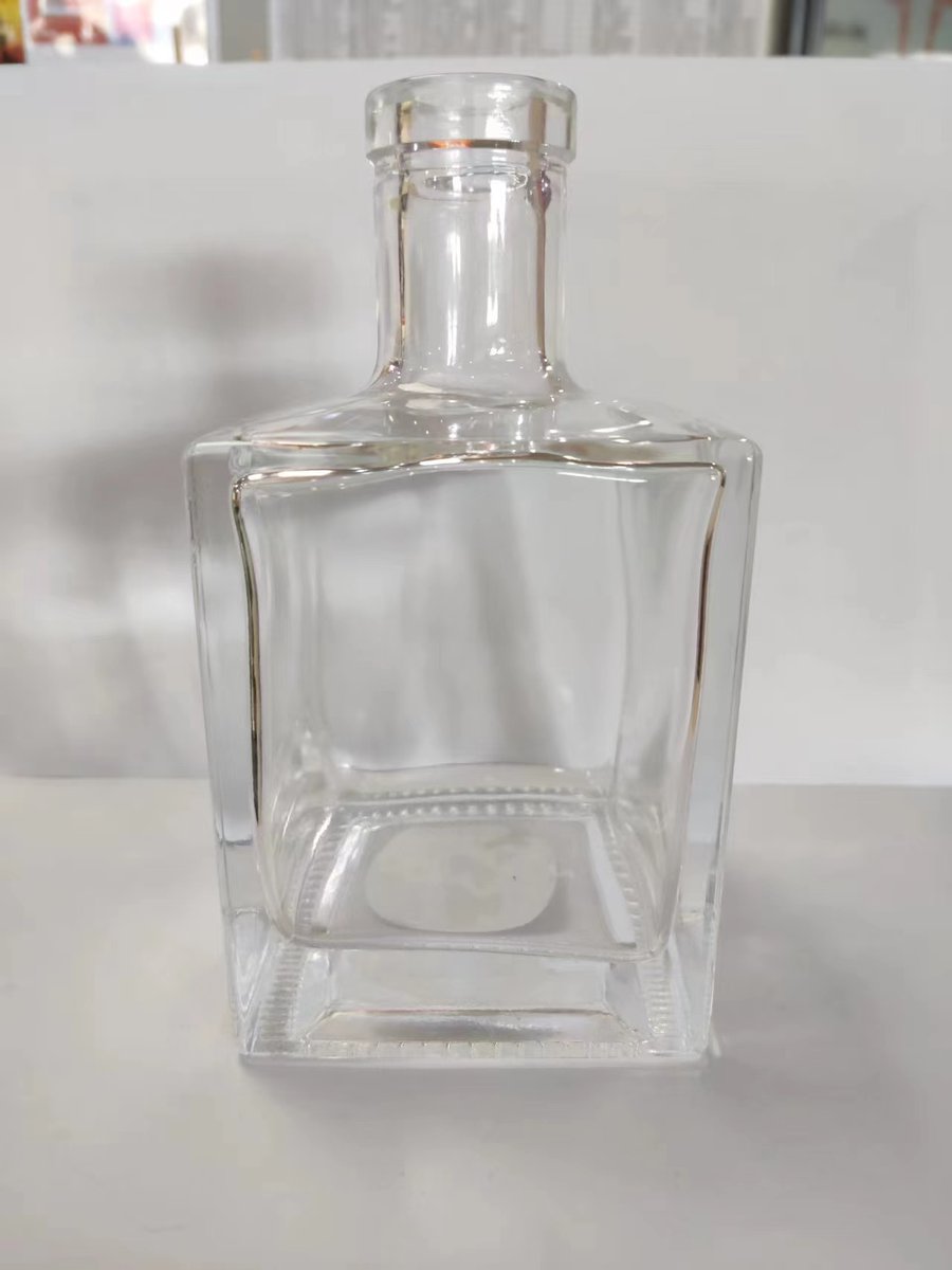 LEO57873094's tweet photo. 100ml，200ml，500ml in stock.
2000ml is in production.
#manufacturer #customized #glassbottle #fragrance #container #processing #luxury #colors #wine #logos
#glasswear #aroma #aromatherapy #scentsy #perfume #fragrance #china #packaging #glasscontainer #nailpolish #cosmetic https://t.co/pffpnH2qZq