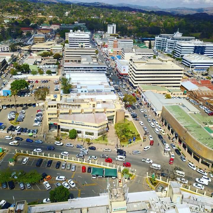 JasonMauwa's tweet photo. Lilongwe people lets face facts here.... Blantyre is beautiful than our city. 🚶 https://t.co/pPnpxNJ280