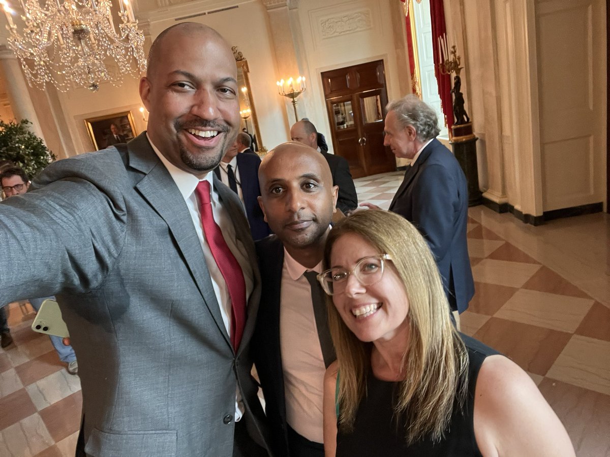 Honored to be invited to the White House today for the state funding allocations for the broadband deployment grants. internetforall.gov/news-media/bid…