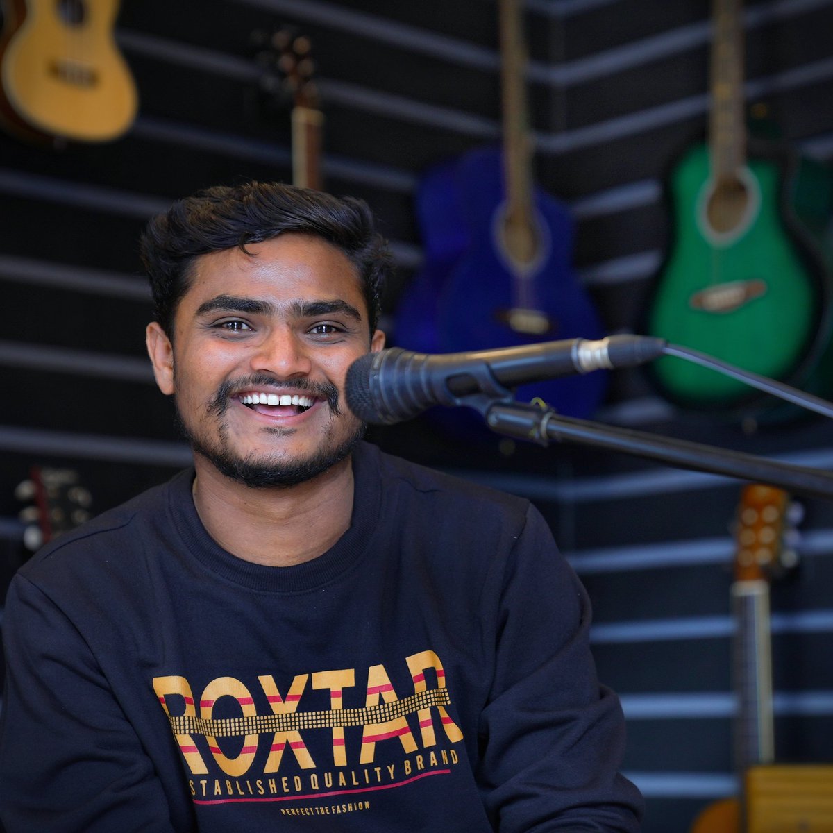 nareshnanioffi's tweet photo. https://t.co/TUebiRgJ3p
#nareshnani #nareshnanisinger #nareshnaniofficial #nnsongs #telugusongs #lovesongstelugu https://t.co/rnML7l0Mqm