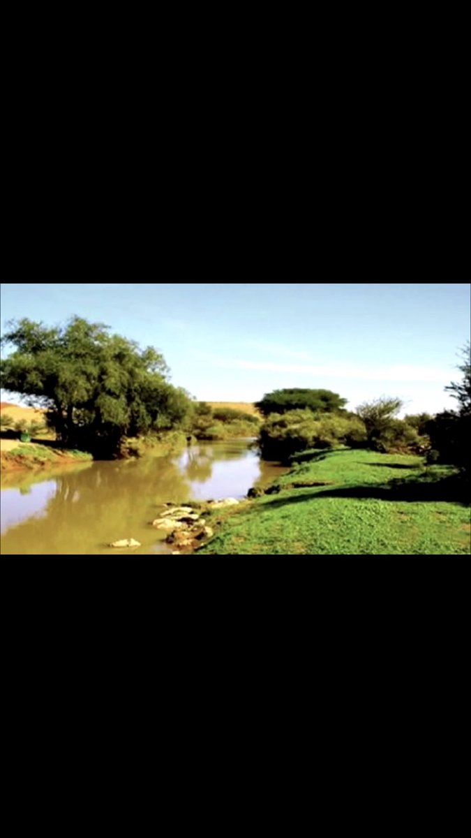 قال نبينا محمد عليه افضل الصلاة والسلام " خير الدعاء دعاء يوم عرفه ، وخير ماقلت والنبيون من قبلي:- لاإله إلاالله وحده ولاشريك له ، له المُلك وله الحمد ، وهو على كل شيءٍ قدير.