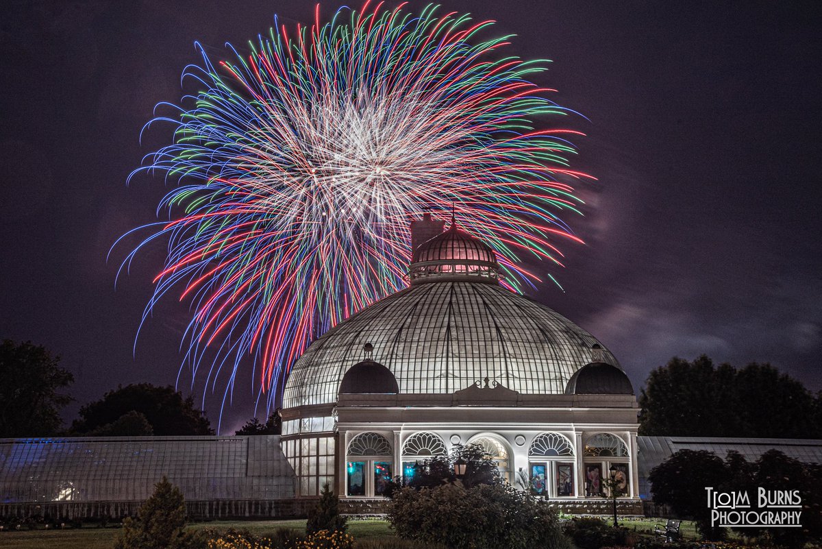 Great #fireworks show on Sunday evening.  - great to work with Paul Whalen Jr. in planning to get some photos from tonight's show at the <a href="/BuffaloGardens/">Buffalo Botanical Gardens</a>. #Buffalo #WNY