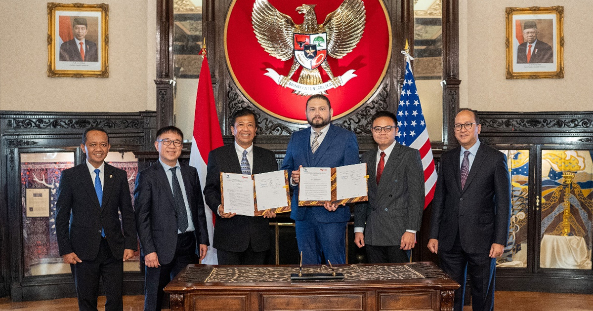 CEIS24060800's tweet photo. SEG Solar (#SEG) and PT Kawasan Industri Terpadu Batang (#KITB) recently entered into a binding agreement for the lease of approximately 41 hectares of land located in the Batang Regency, Central Java, Indonesia for a term of 80 years.#Xinhuasilkroadnews
https://t.co/Qjj9fekqDV https://t.co/YlVx8ncQYW