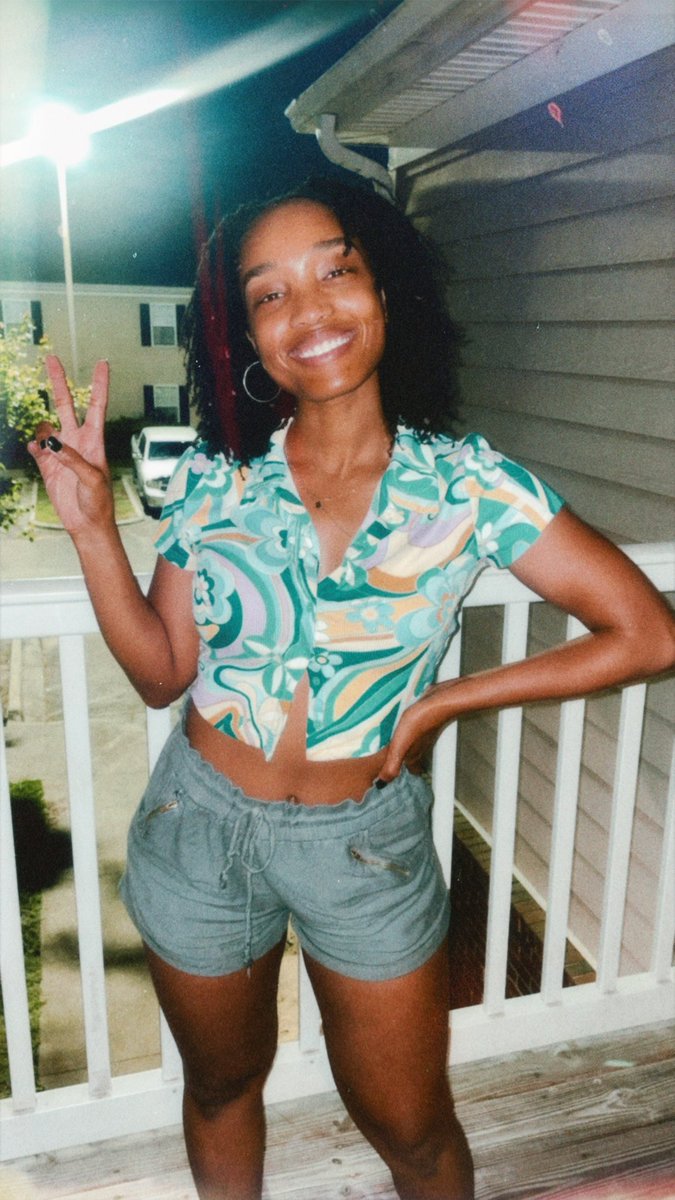 Here’s to 29 years of discovering me ✨🎉