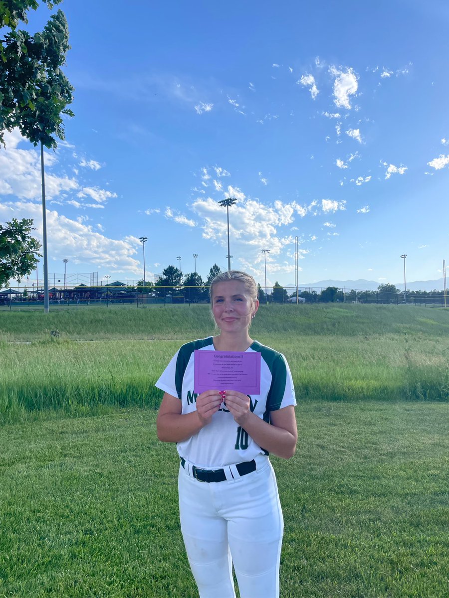 emmaharrow10's tweet photo. I was selected as an All-American, to play in the All-American All-Star game! @USUSoftball @wsusoftball @UtahTech_SB @UVUSoftball https://t.co/hqN0GoSB4c