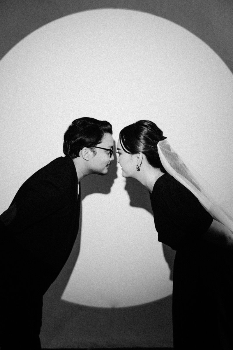 _iiqbalm's tweet photo. Kumpulan foto prewedding tanpa sentuhan — engga skinship. https://t.co/E6VF0TMhi5
