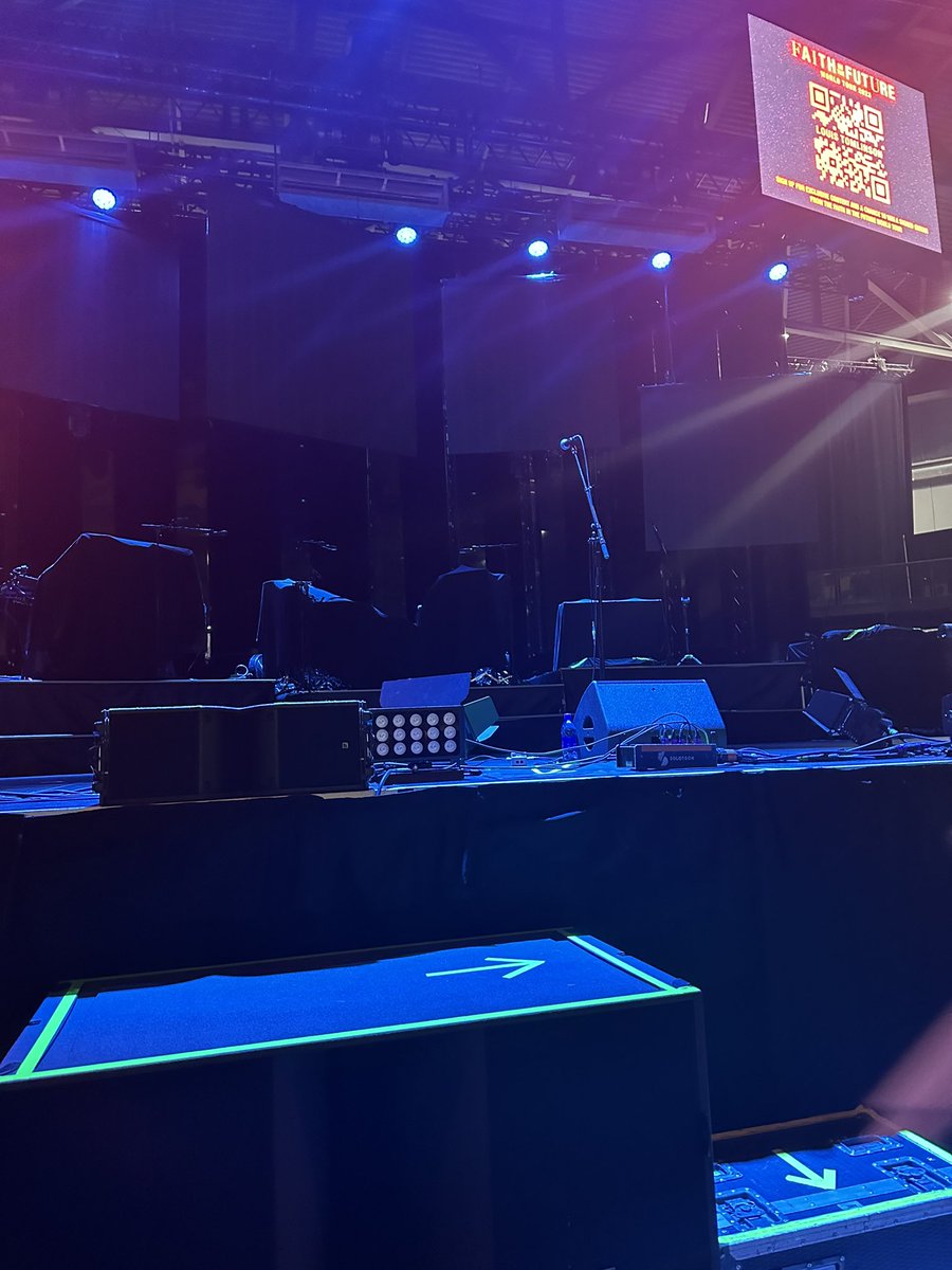 LTEcuador's tweet photo. 📸|| Así se ve el stage de esta noche en Vancouber #FITFVancouver 

🦄 https://t.co/bpFFLVYT0A