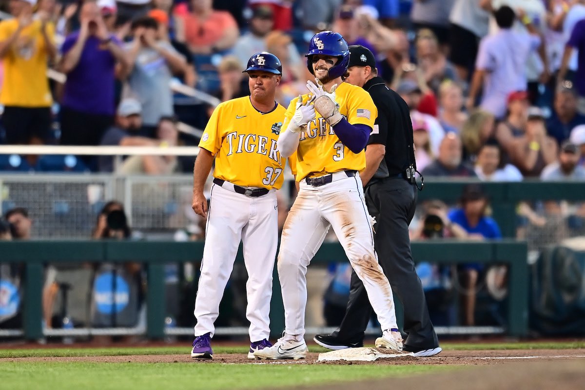 patjames24's tweet photo. No player has ever received the Golden Spikes Award, won the #MCWS AND been picked No. 1 overall in the #MLBDraft in the same year.
Two down, one to go for Dylan Crews.
@LSUbaseball x @__dc4__ https://t.co/yuaiTuxsTT