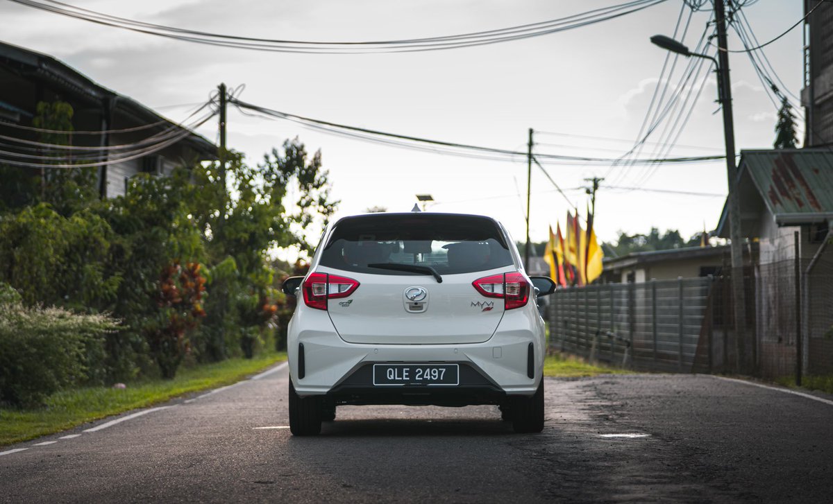 Nero_9709's tweet photo. #みんなの初めての愛車教えて
免許証貰った3ヶ月後
Perodua Myvi G3 2022 (ダイハツSirion)
これから改造します https://t.co/REPIzQDwIP