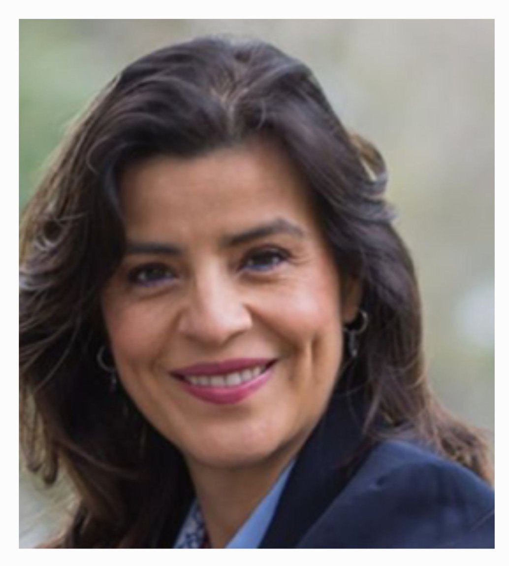 Maquiavélica y mefistófelica Clara
Elvira Ospina. Autora intelectual del desmadre político por las mentiras lanzadas, adrede, para desestabilizar el pais y lograr los objetivos diabólicos de la agenda 2030 en nuestro Perú