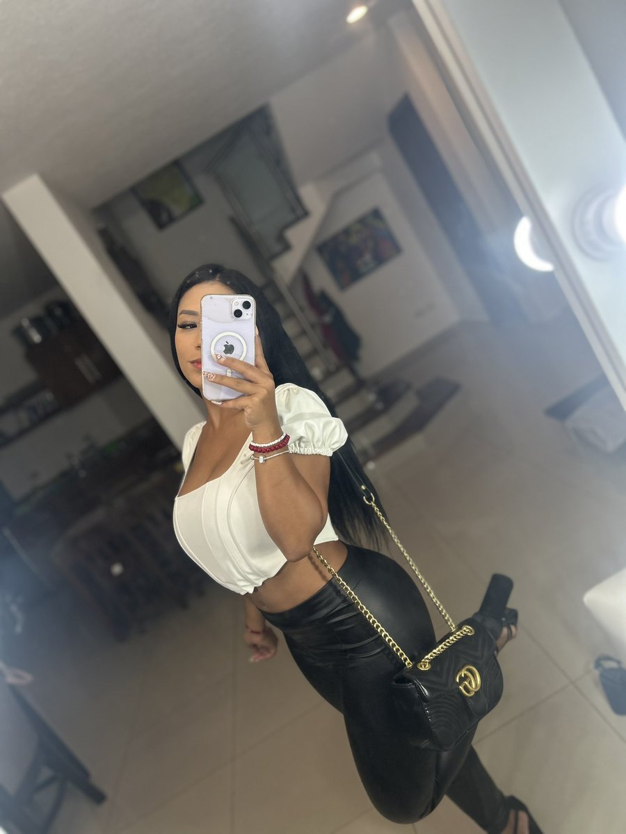 Disponible en #Cancún #scortcancun 

wa.me/+529987588137