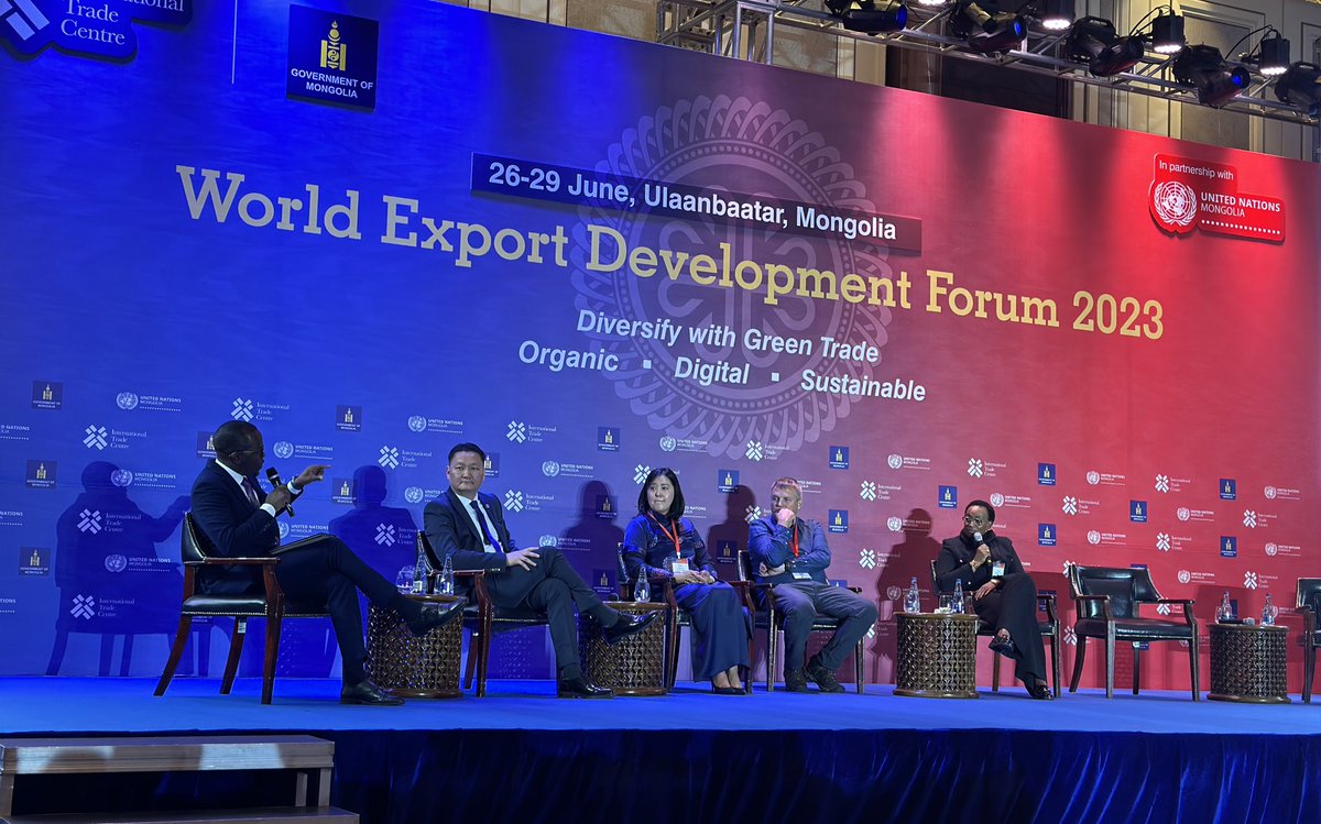 edisonyzy's tweet photo. @UN @rababfh2016 @ITCnews @CokeHamilton [5] Paths to Diversification at #WEDF 

Therese Sekamana, CEO/Founder of LED Solutions - the first to introduce LEDs to #Rwanda - says we must not compromise quality. Doing her homework led her to Switzerland, where she acquired the know-how for her hydropower plant.

@ITCnews https://t.co/Qvdqy5TutC