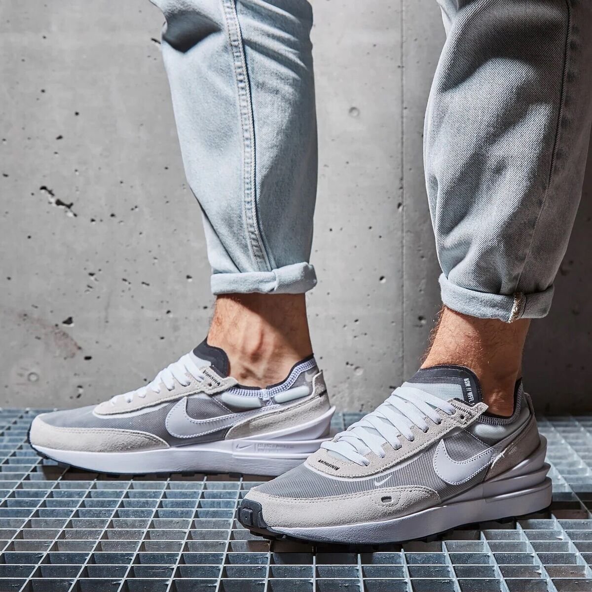 waffle one summit white on feet