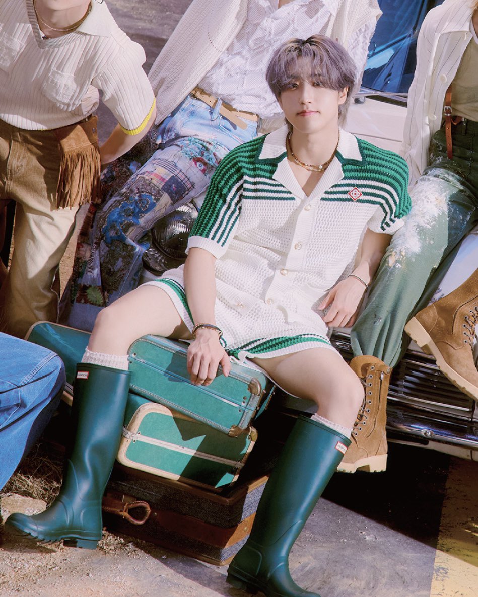 thinkskz's tweet photo. WOOOOF WOOOF WOOOF BARK BARK https://t.co/pGiT0UhYSf