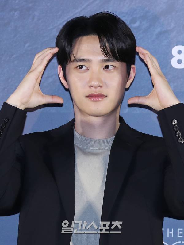 kokokbop's tweet image. More photos of KYUNGSOO from today 🌕🫶🏻