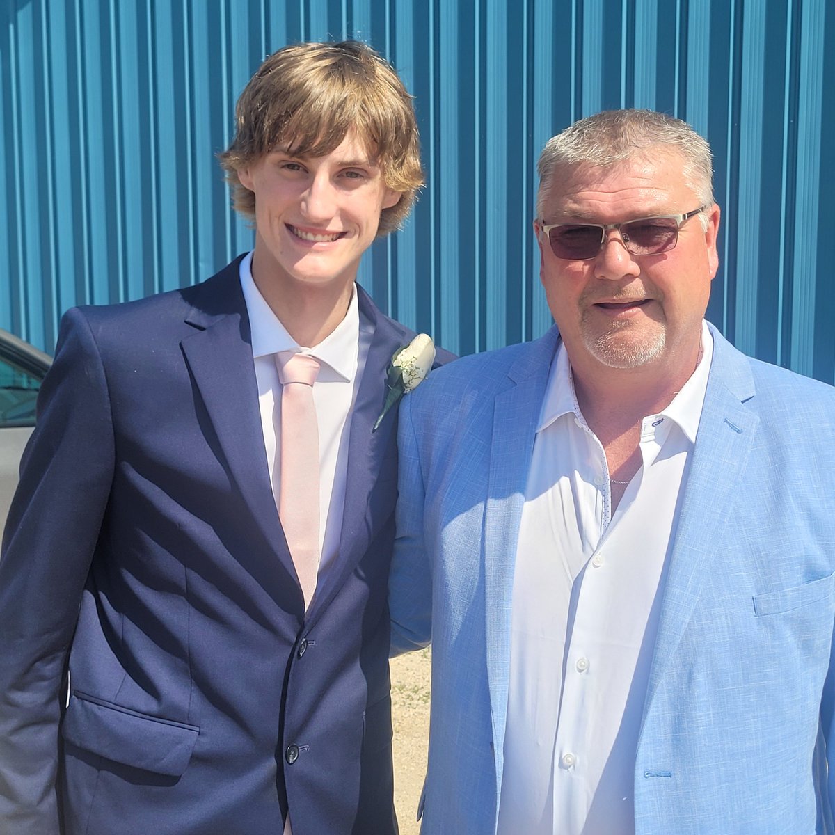 Congratulations to all of Warren Collegiate Graduates today. It was an honour to present 3 bursaries on behalf of Prairie Roots Coop at their grad ceremony.