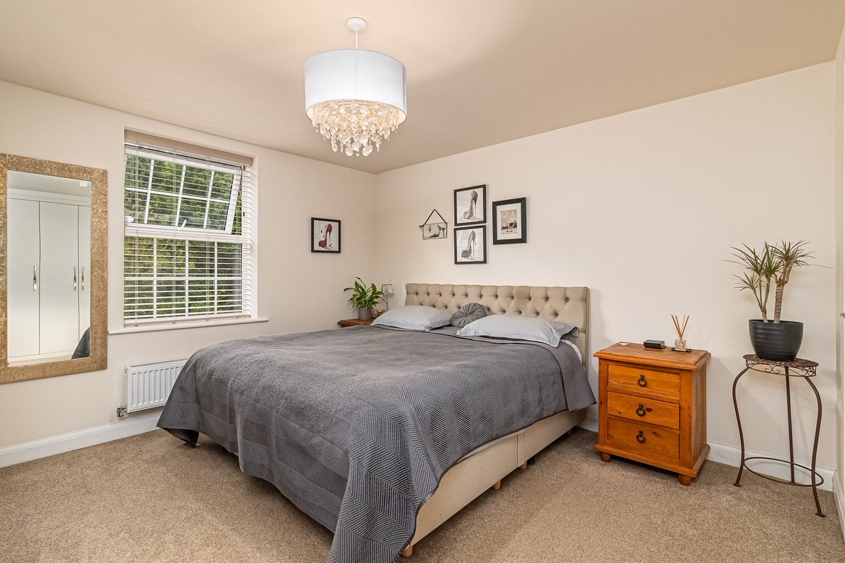 abdigitaluk's tweet photo. Lovely modern home for sale on a new estate in Market Harborough #RealEstate #home #property https://t.co/Di1rELKnfh