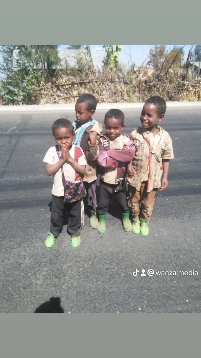 adanemekuria's tweet photo. ተማሪነት በኢትዮጵያ ምን ይመስላል??? https://t.co/gGa8KHOhUM