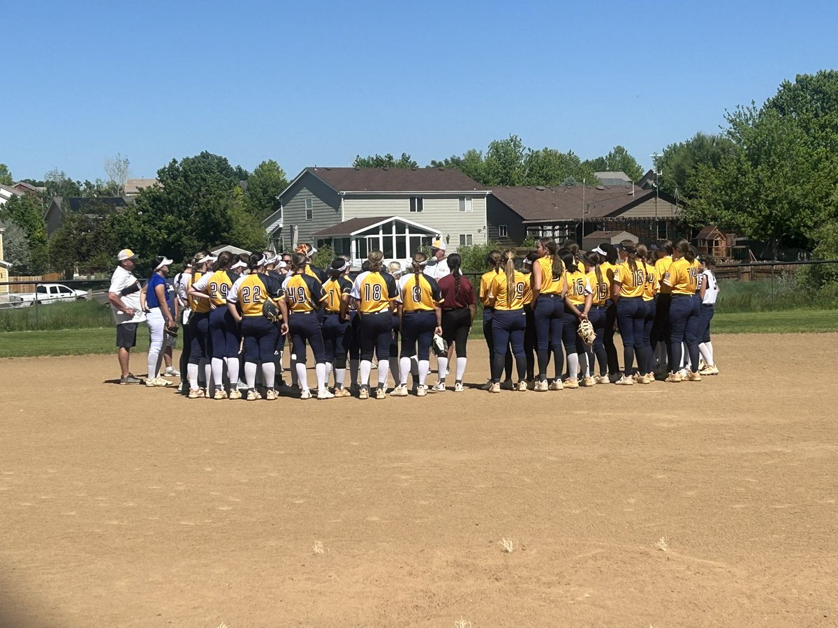 Organization practice before <a href="/tcsfireworks/">TCS Fireworks</a> games start tomorrow! <a href="/Org_LLG/">Lady Lightning Gold Org Account</a> #getstruck #ileap #lightsout