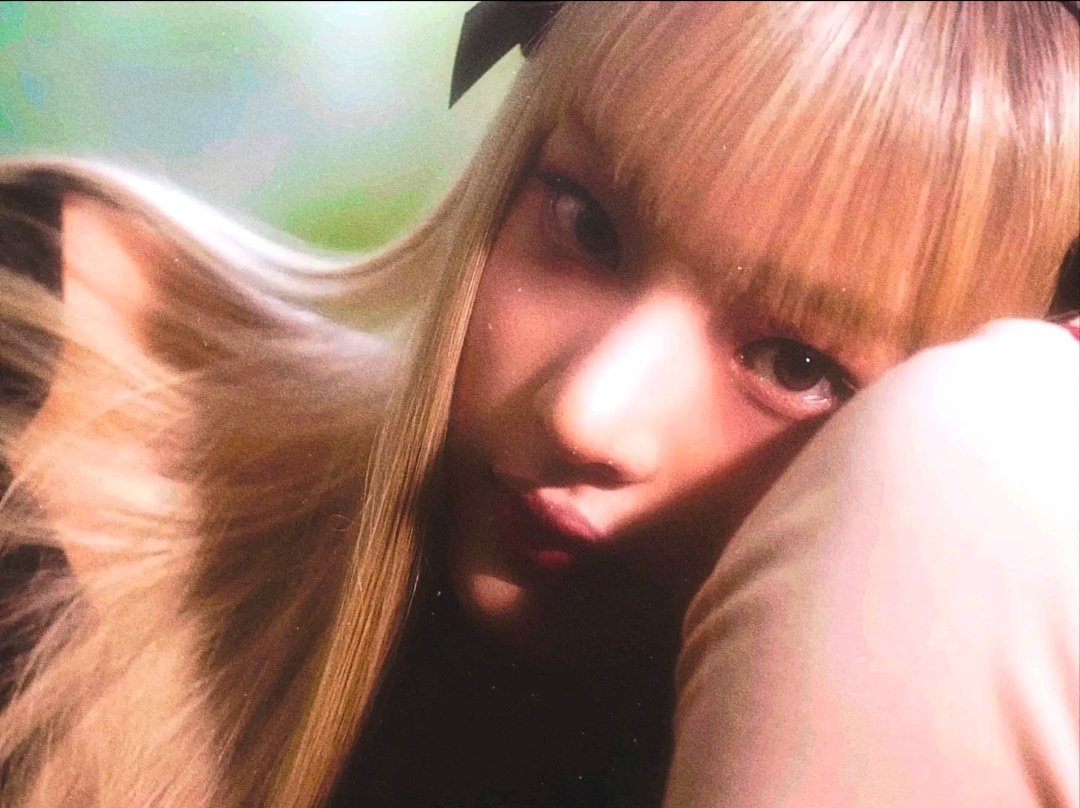 archivenewjns's tweet photo. minji is like a dream... https://t.co/j9gKjHhWxH