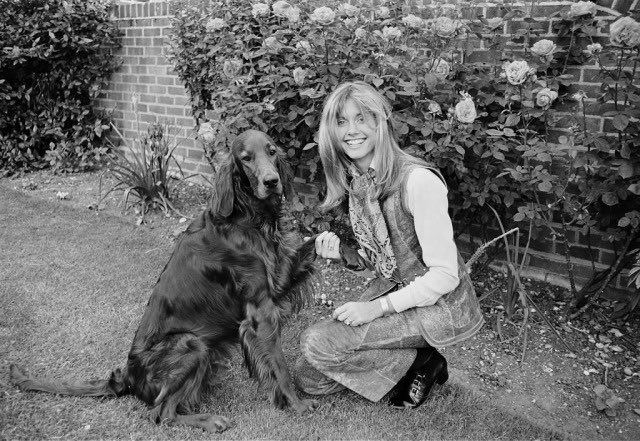 Olivia Newton-John with her dog, Geordie, at her home in Monken Hadley Common, Hertfordshire, June 1970. 
Photo by Chris Ware.