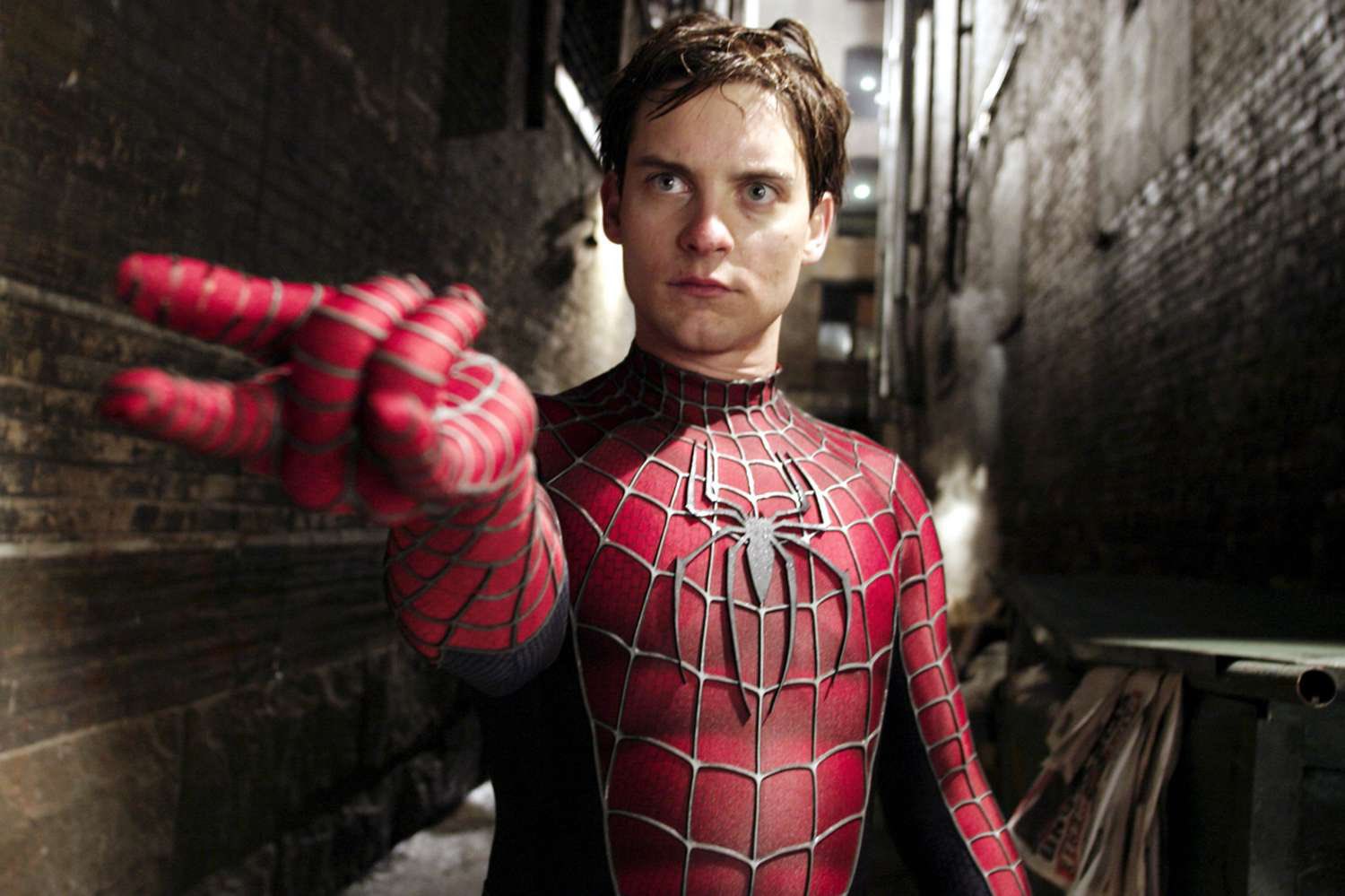 Happy 48th birthday to the talented Tobey Maguire. 