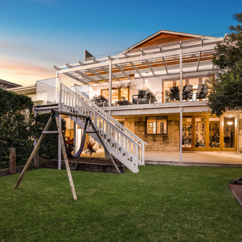 homelycomau's tweet image. 177 Hastings Parade, North Bondi holds a premier position on one of North Bondi's most elite avenues, known as Billionaire's Row.

See more: buff.ly/3qYXmRf
 
Listed by: Raine &amp;amp; Horne Double Bay

#northbondi #bondi #billionairesrow #realestate #forsale #wowhomes #homely