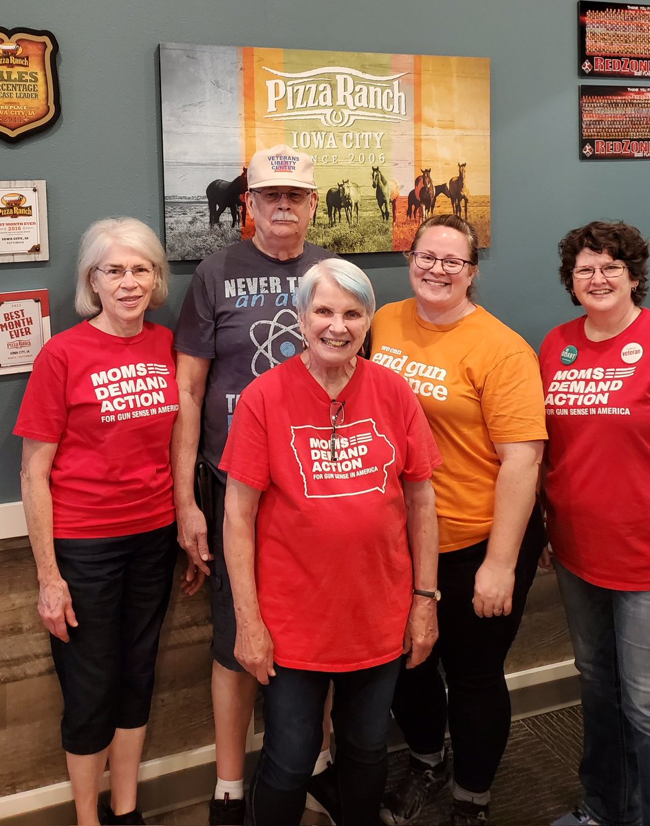 My fellow veterans are 2x more likely to die by gun suicide. That's why our Johnson County @MomsDemand group volunteered at a fundraiser for the Veterans Liberty Center. Veterans know gun safety and the ones we spoke with practice #SecureStorage. Together, we can #EndGunViolence.